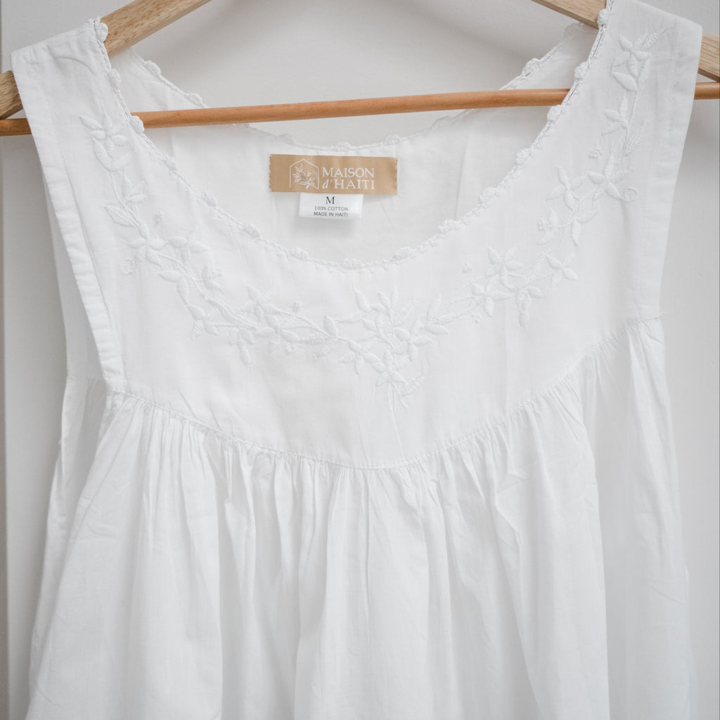 White Garland Nightgown